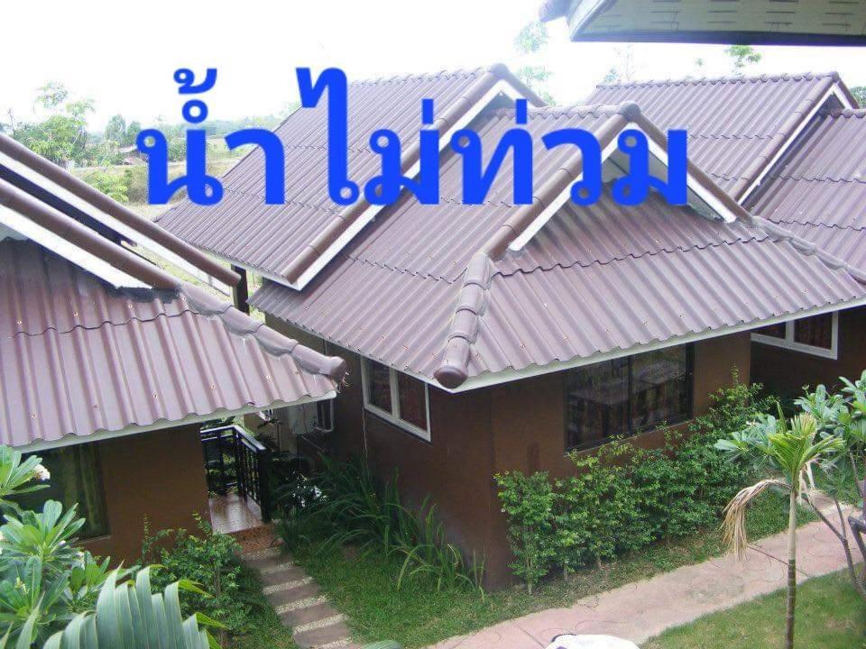 Hotel ร่มไม้สายธาร Phrae Exterior foto